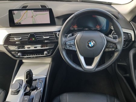 2020 BMW 5-Series - photo 5