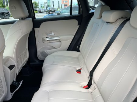 2026 Mercedes-Benz GLA - photo 4