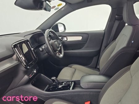 2022 Volvo XC40 - photo 12