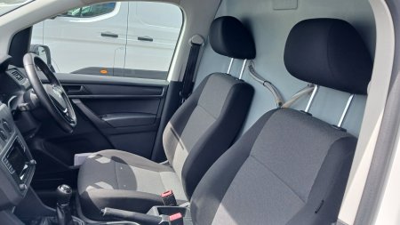 2020 Volkswagen Caddy - photo 23
