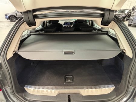 2022 BMW 3-Series - photo 24