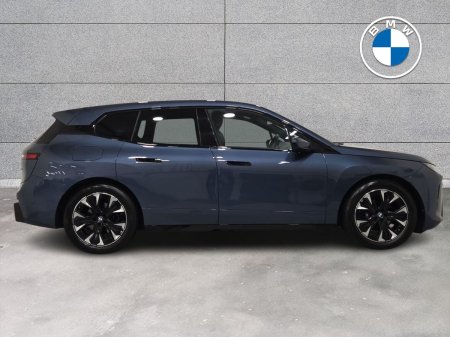 2025 BMW iX - photo 25