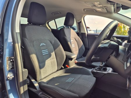 2023 Ford Focus - photo 10