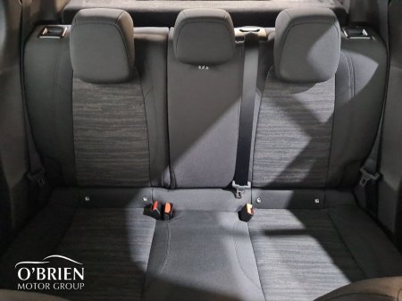 2024 Jeep Avenger - photo 21