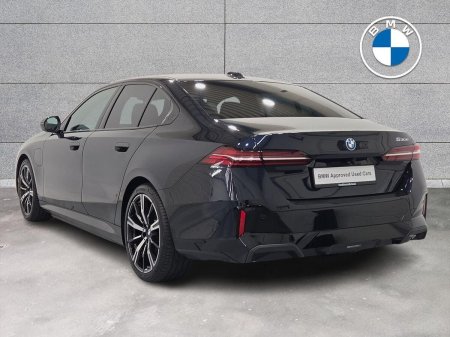 2026 BMW 5-Series - photo 2