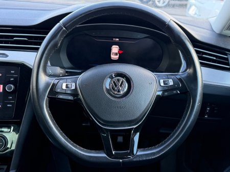 2018 Volkswagen Passat - photo 16
