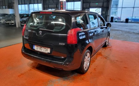 2013 Peugeot 5008 - photo 3