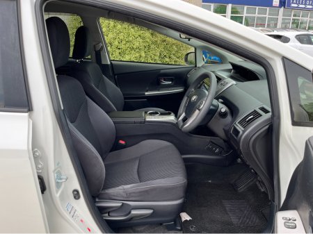 2015 Toyota Prius - photo 12