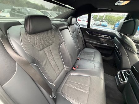 2018 BMW 7-Series - photo 48