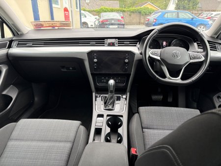 2020 Volkswagen Passat - photo 12
