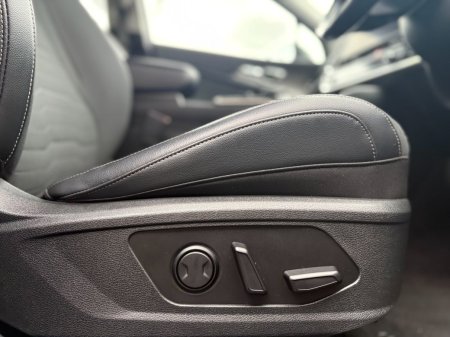 2023 Kia Sportage - photo 8