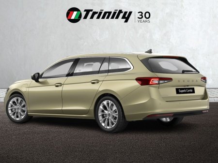2026 Skoda Superb - photo 2