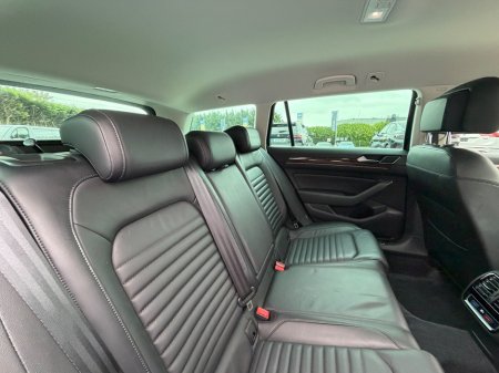 2019 Volkswagen Passat - photo 39