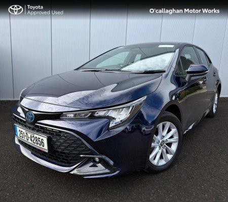 2025 Toyota Corolla - photo 2