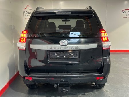 2015 Toyota Land Cruiser - photo 18