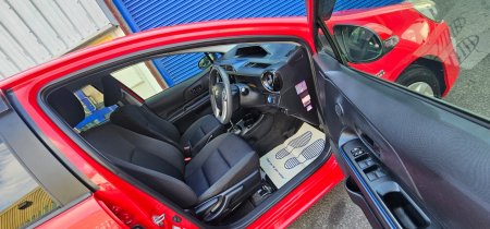 2015 Toyota Aqua - photo 5