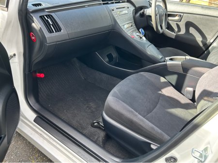 2014 Toyota Prius - photo 14