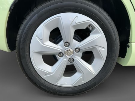 2025 Suzuki Swift - photo 13