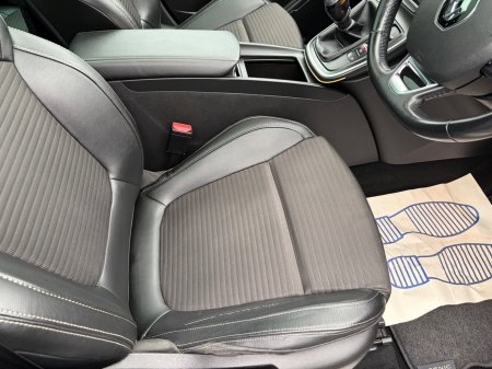 2017 Renault Scenic - photo 12