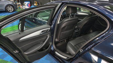 2017 BMW 5-Series - photo 14