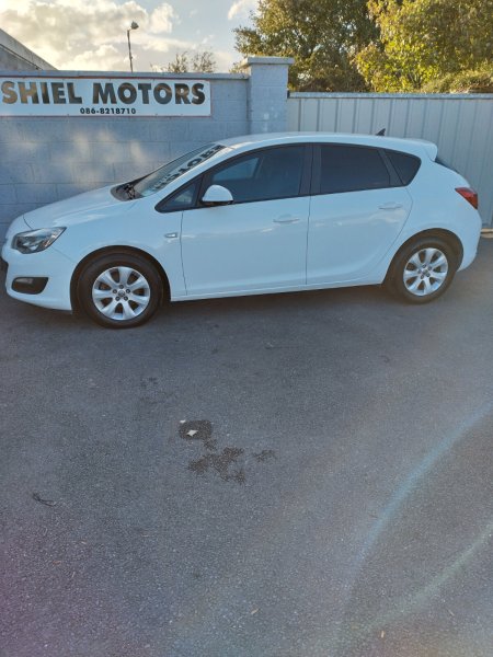 2015 Opel Astra - photo 2