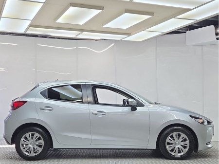 2022 Mazda Mazda2 - photo 11