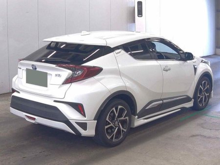 2018 Toyota C-HR - photo 2