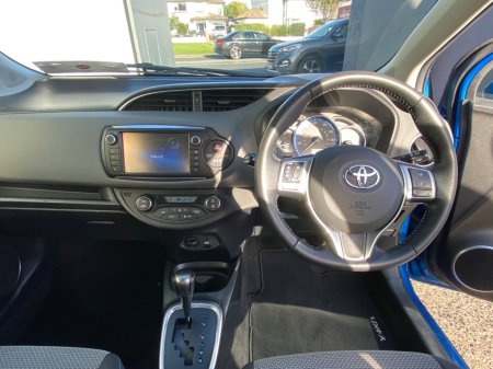 2015 Toyota Yaris - photo 8