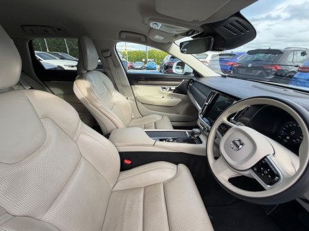 2019 Volvo V90 - photo 18