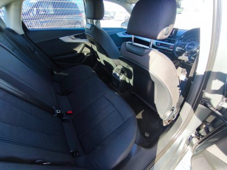 2017 Audi A4 - photo 20