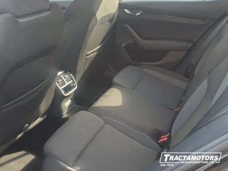 2024 Skoda Octavia - photo 6