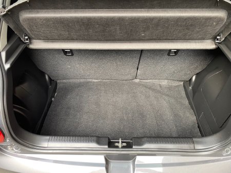 2019 Suzuki Swift - photo 14