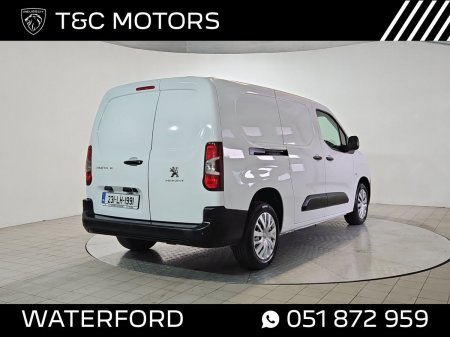 2023 Peugeot Partner - photo 2