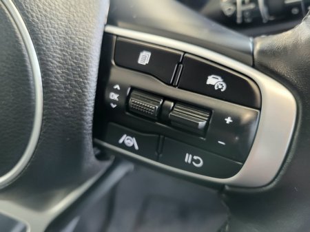 2025 Kia Sportage - photo 16