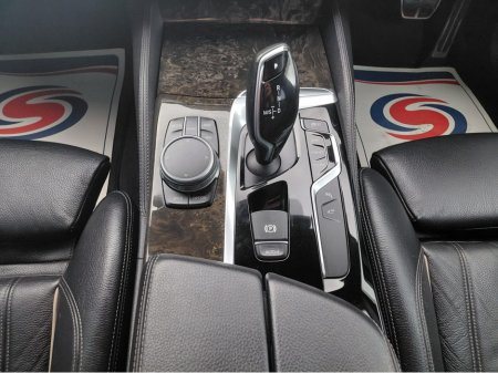 2017 BMW 5-Series - photo 14