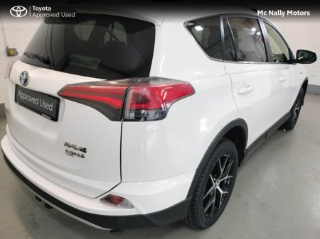 2017 Toyota RAV4 - photo 2