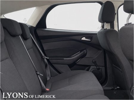 2017 Ford Focus - photo 5