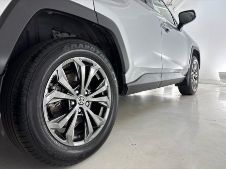 2023 Toyota RAV4 - photo 11