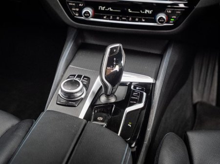 2022 BMW 5-Series - photo 12