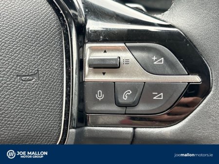 2026 Peugeot 308 - photo 19