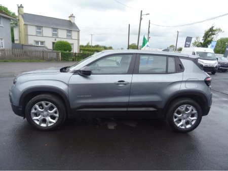 2025 Jeep Avenger - photo 3