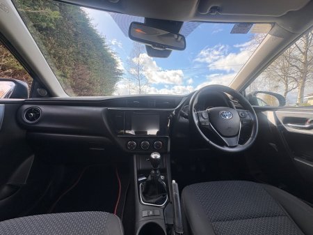 2017 Toyota Corolla - photo 10
