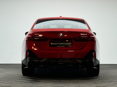 2025 BMW 5-Series - photo 6