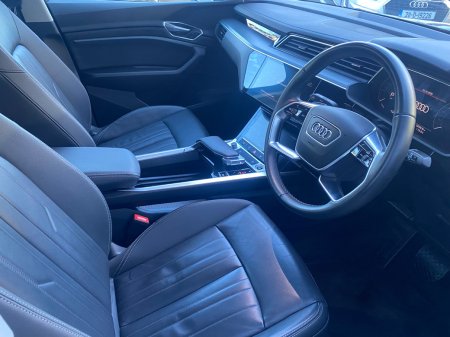 2024 Audi Q8 e-tron - photo 8