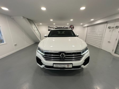 2023 Volkswagen Touareg - photo 5