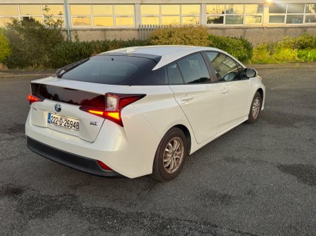 2022 Toyota Prius - photo 28