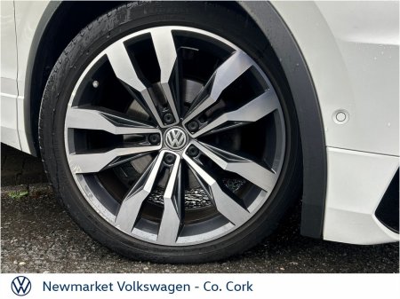 2020 Volkswagen Tiguan - photo 2