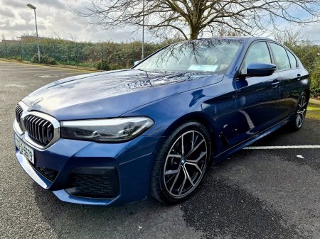 2022 BMW 5-Series - photo 2