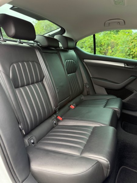 2018 Skoda Superb - photo 31