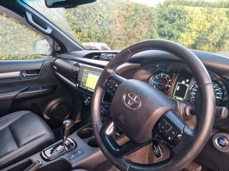 2022 Toyota Hilux - photo 6